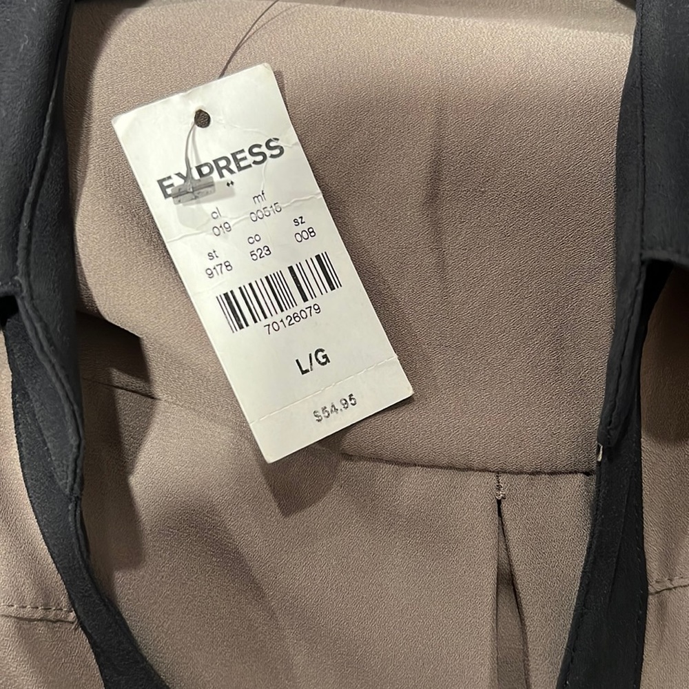 Nwt Express Button Down Top - image 5